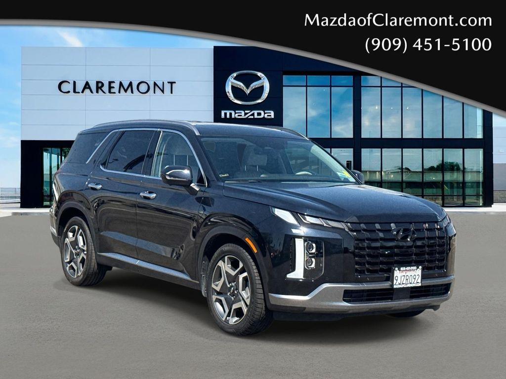 used 2024 Hyundai Palisade car, priced at $36,995