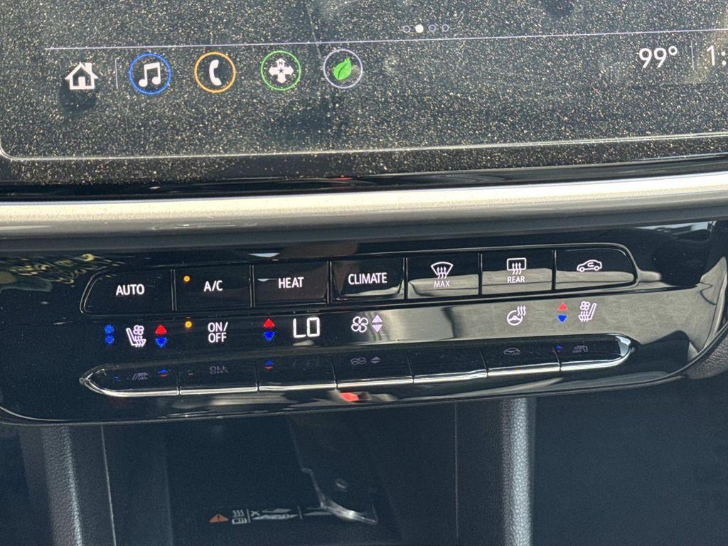 used 2022 Chevrolet Bolt EUV car, priced at $20,595