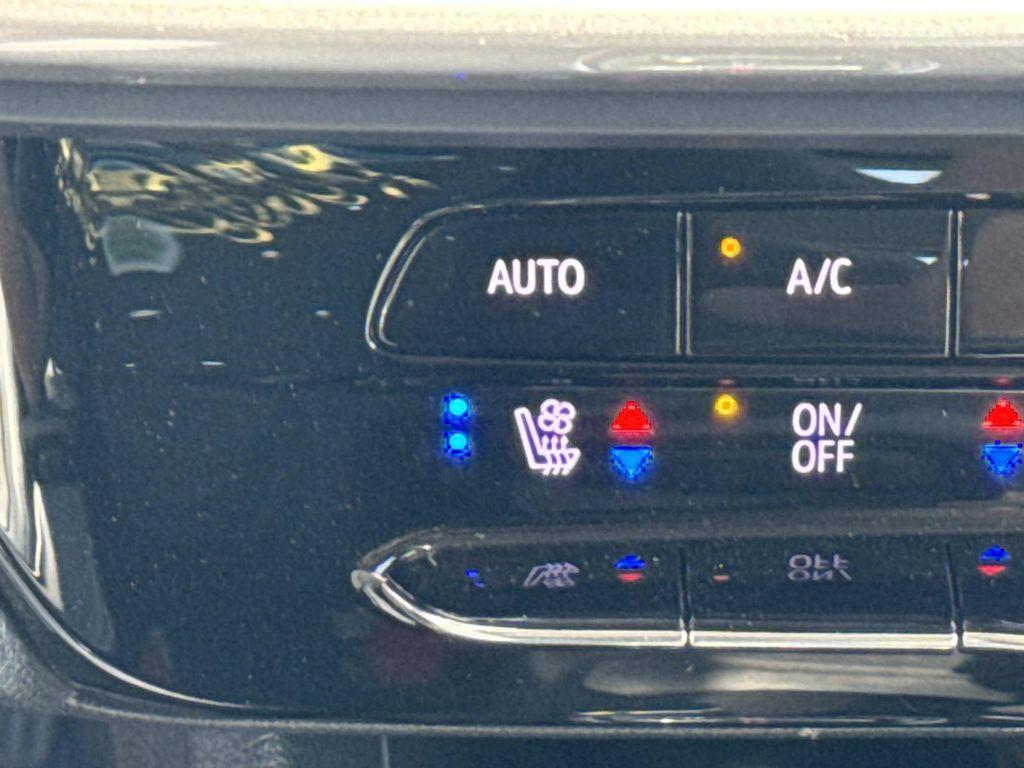 used 2022 Chevrolet Bolt EUV car, priced at $20,595