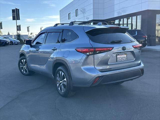 used 2021 Toyota Highlander Hybrid car, priced at $38,636