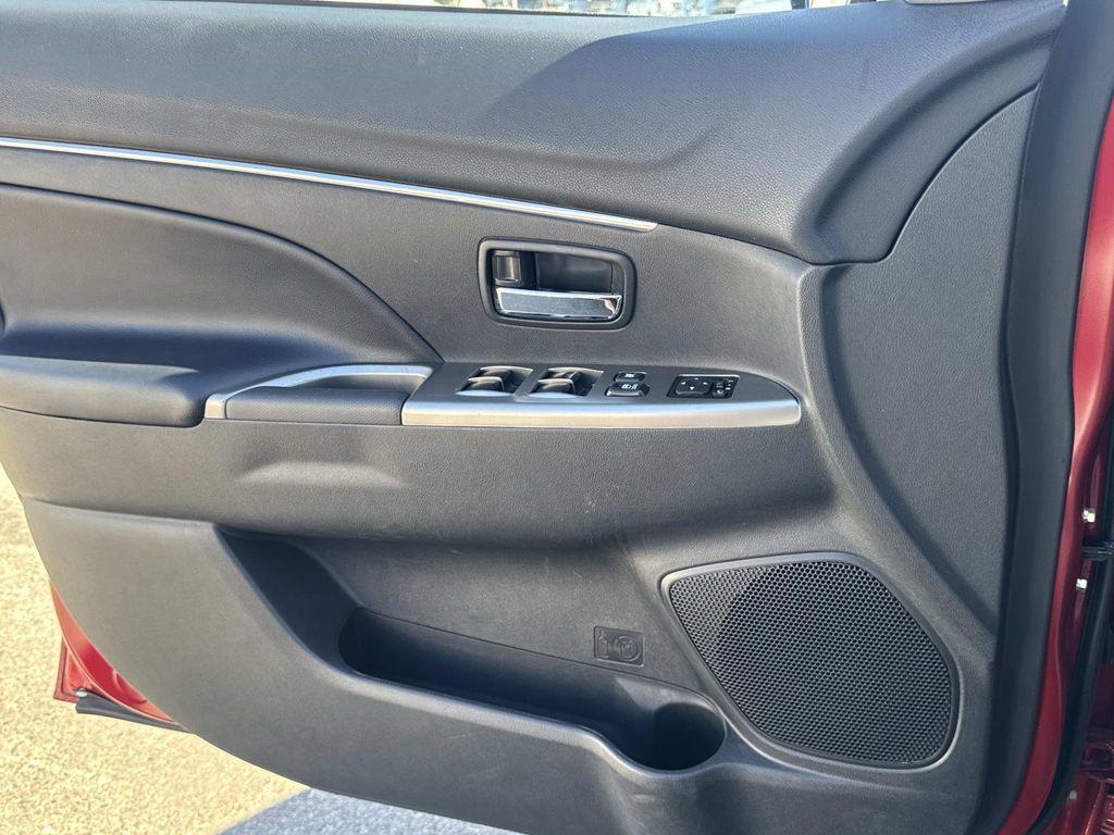 used 2024 Mitsubishi Outlander Sport car