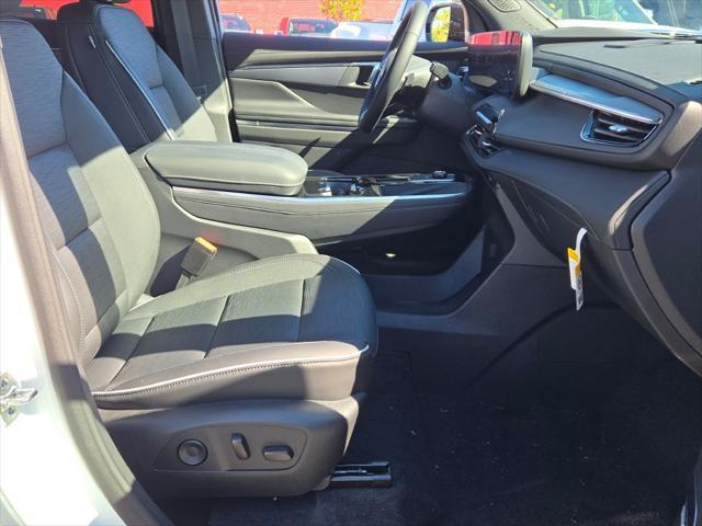 new 2025 Buick Enclave car, priced at $46,334