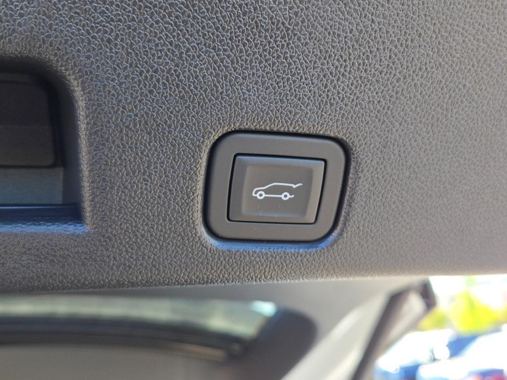 new 2025 Buick Enclave car, priced at $44,834