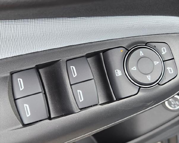 new 2025 Buick Envista car, priced at $24,685