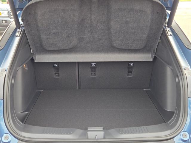 new 2025 Buick Envista car, priced at $24,685
