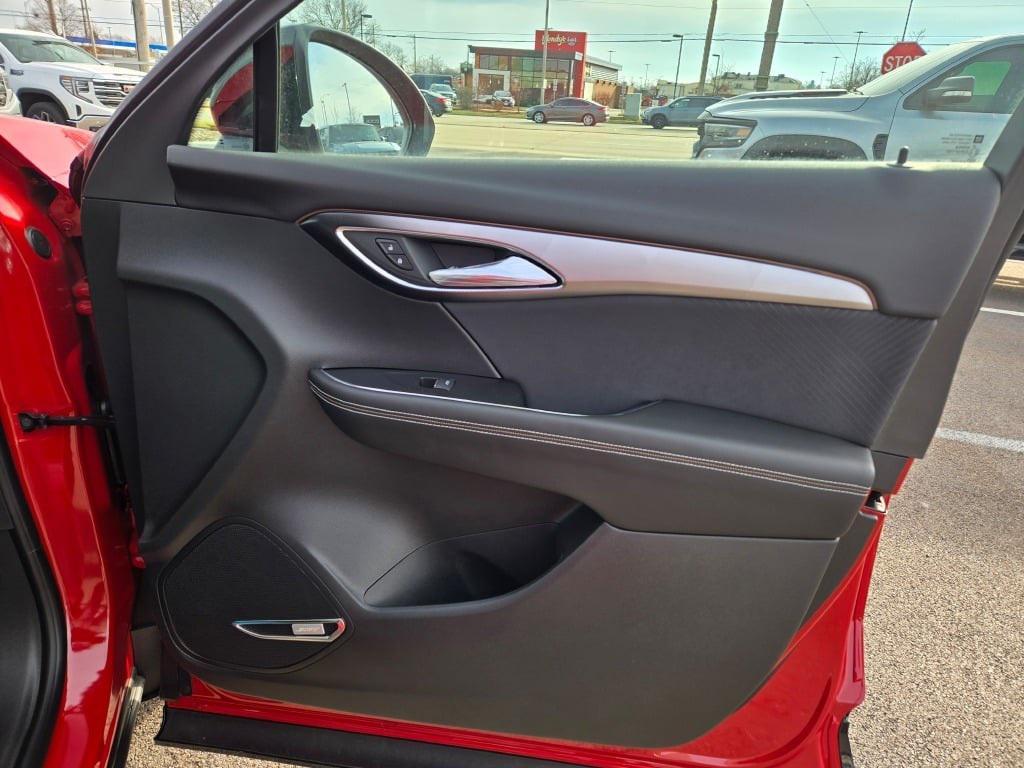 new 2025 Buick Envision car, priced at $38,735