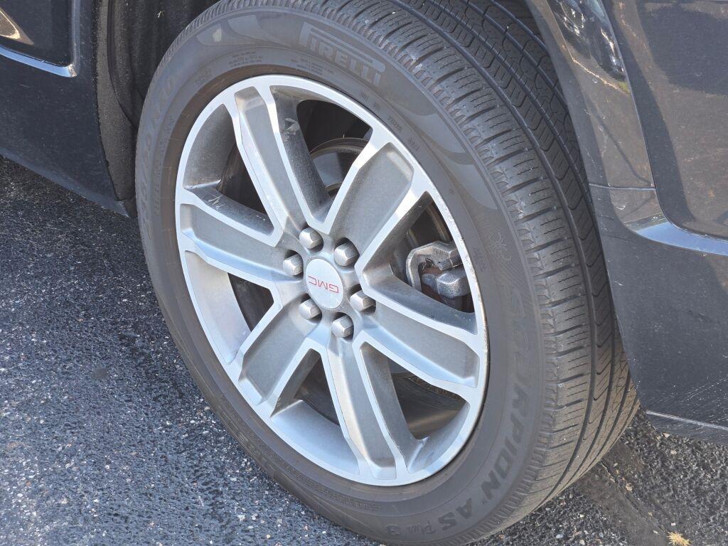 used 2017 GMC Acadia car, priced at $17,738
