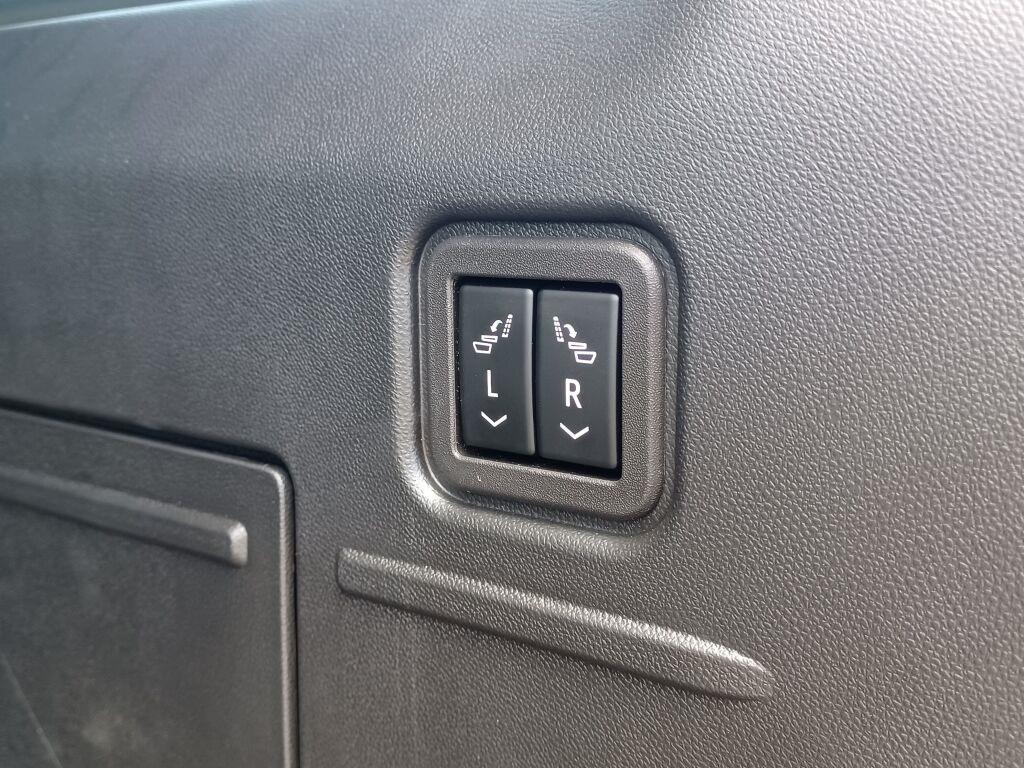 new 2024 GMC HUMMER EV SUV car, priced at $101,565