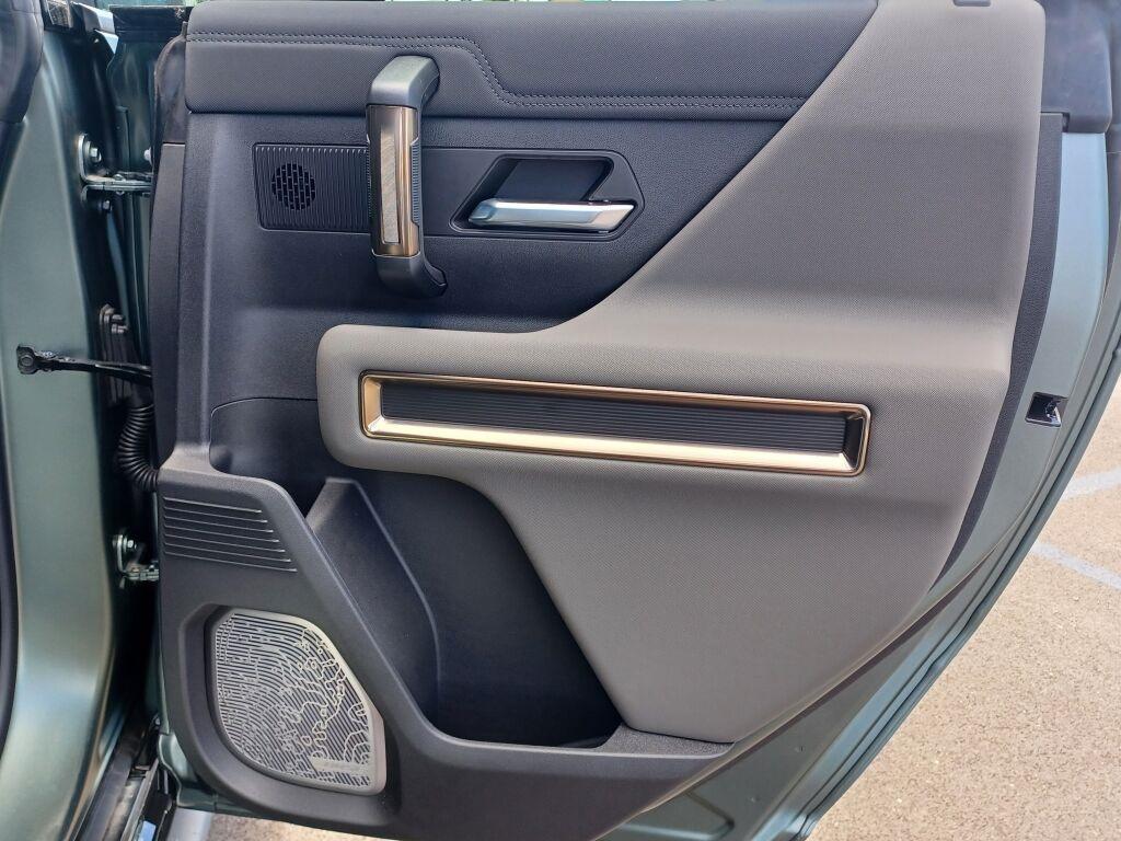 new 2024 GMC HUMMER EV SUV car, priced at $101,565