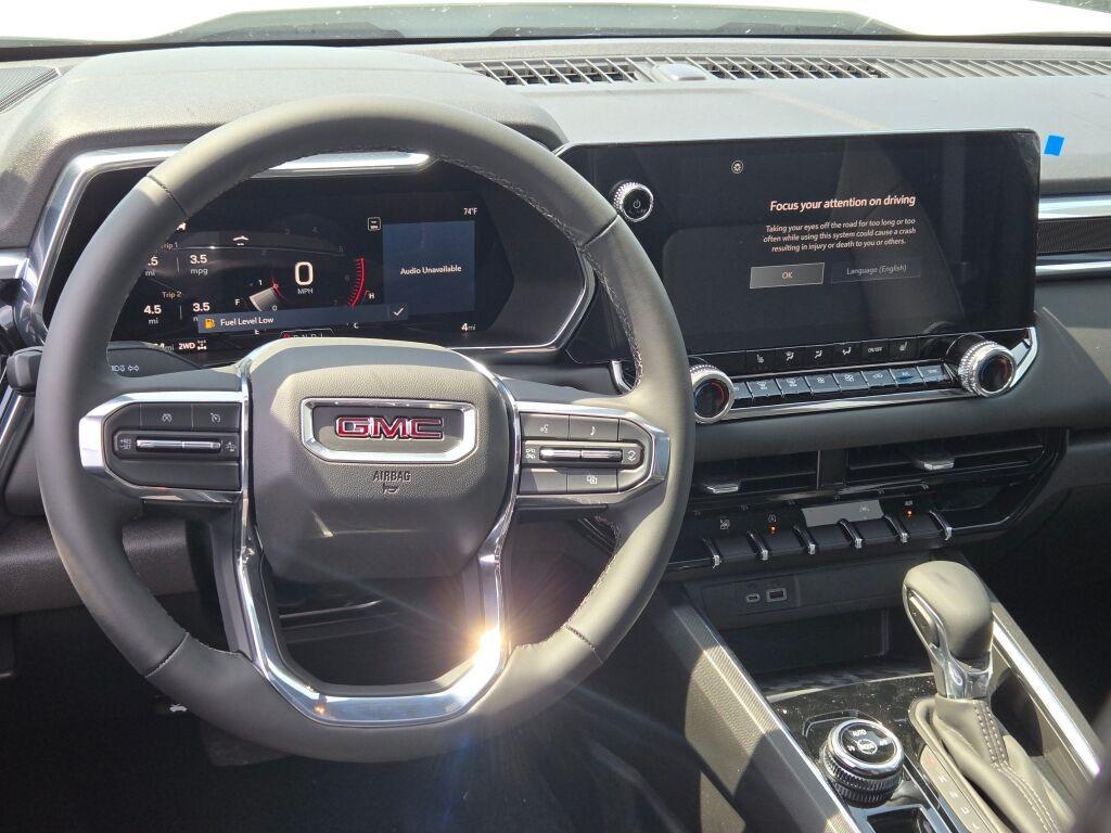 new 2025 GMC Canyon car, priced at $47,175