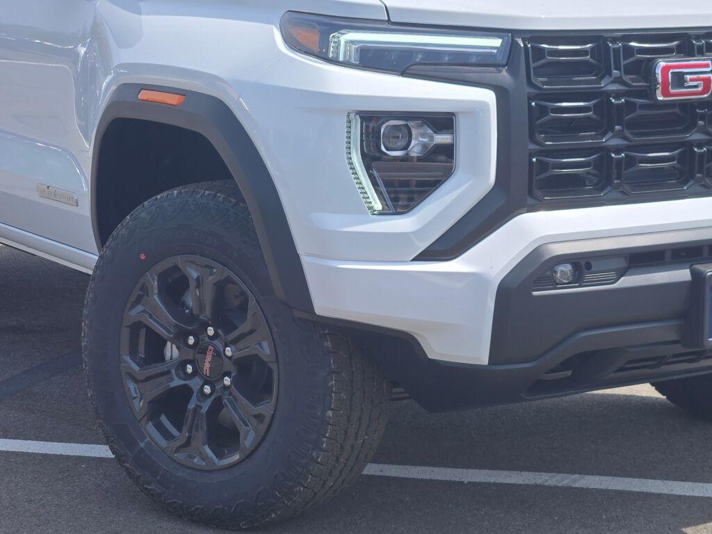new 2025 GMC Canyon car, priced at $47,175