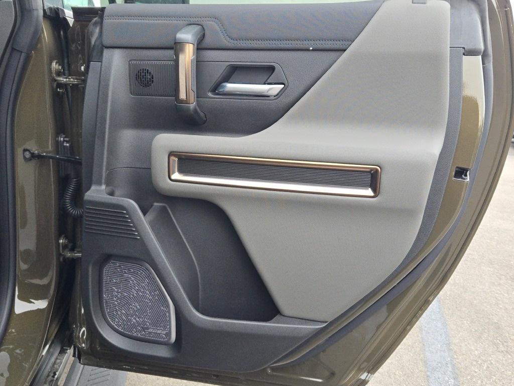 new 2025 GMC HUMMER EV SUV car, priced at $93,160