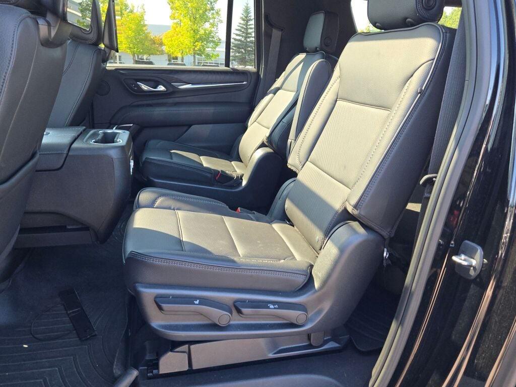 used 2023 GMC Yukon XL car, priced at $61,725