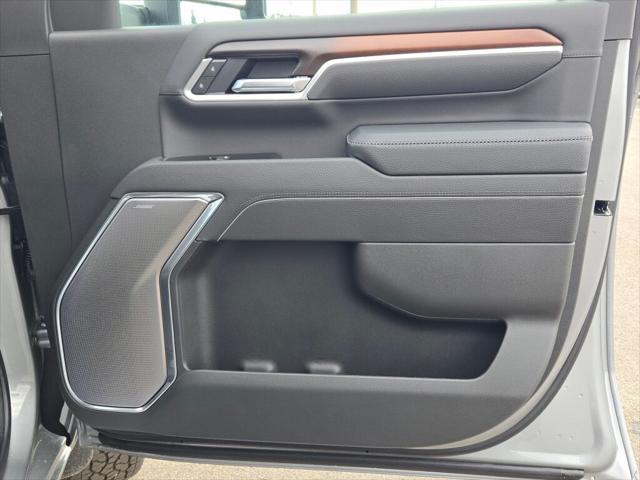 new 2025 GMC Sierra 2500 car, priced at $82,160