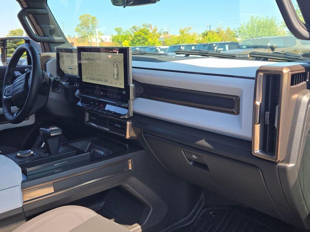 new 2025 GMC HUMMER EV Pickup car, priced at $89,820