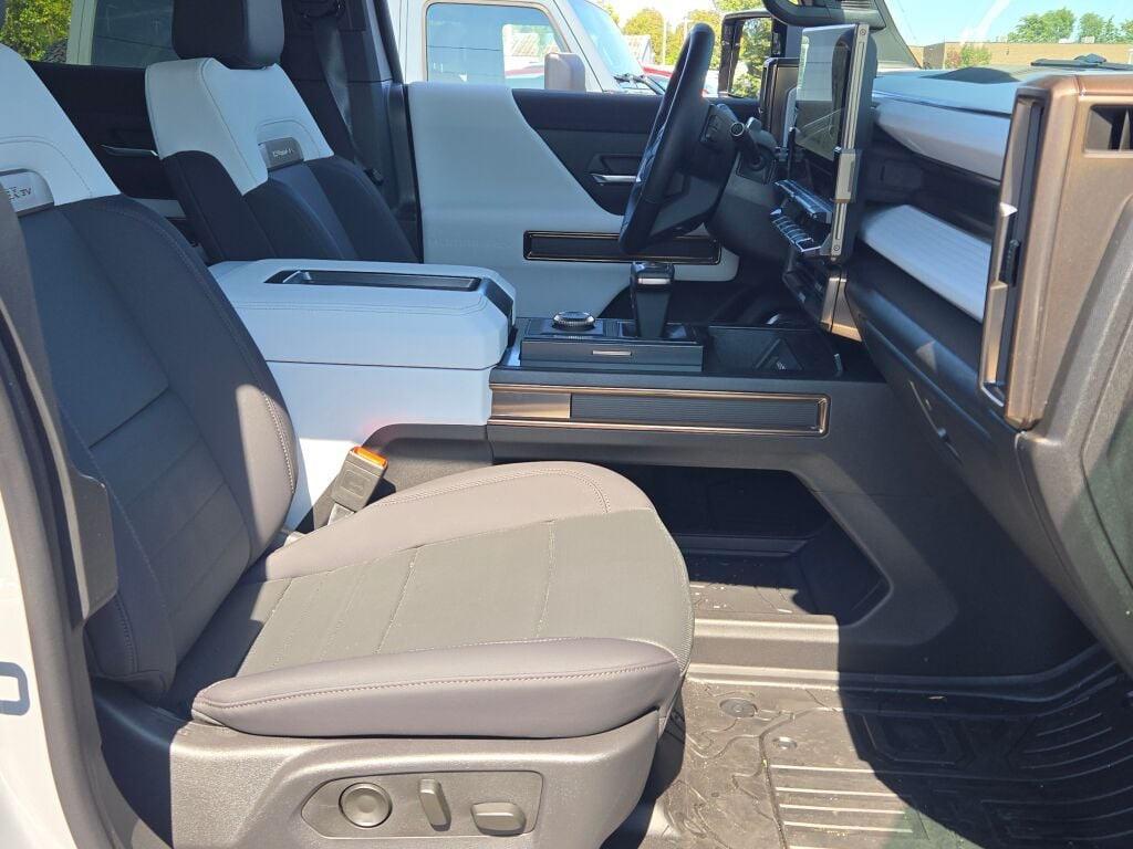 new 2025 GMC HUMMER EV Pickup car, priced at $89,820