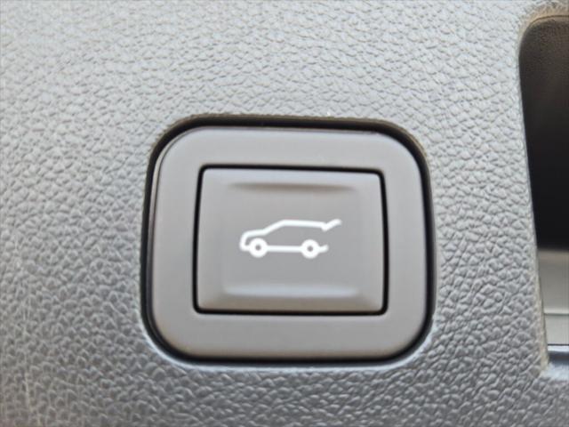 new 2025 GMC Terrain car, priced at $36,590