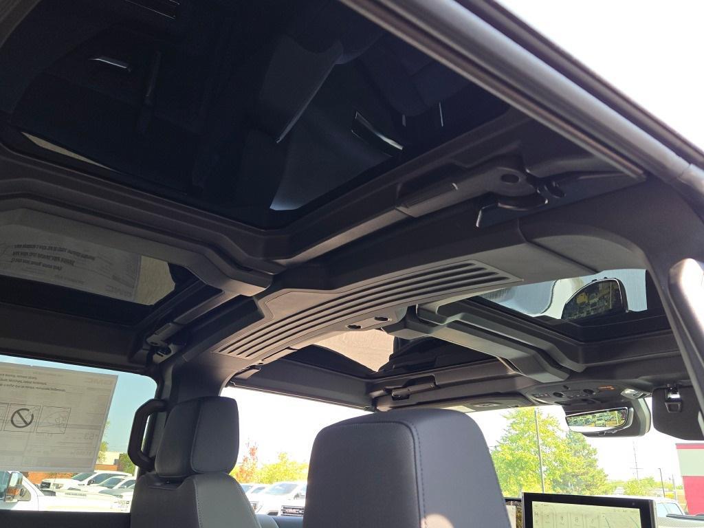 new 2025 GMC HUMMER EV SUV car, priced at $89,820