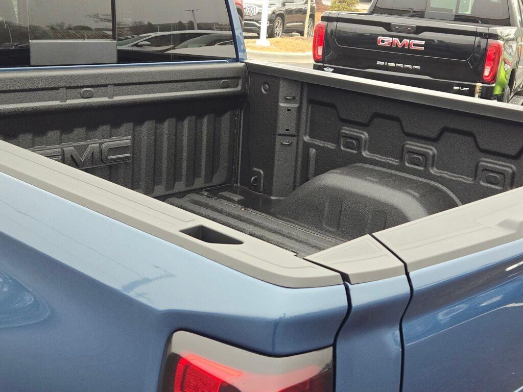 new 2025 GMC Sierra 1500 car, priced at $68,300