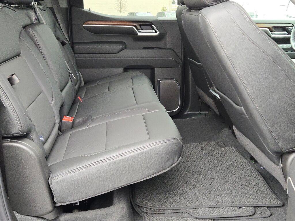 new 2025 GMC Sierra 1500 car, priced at $68,300