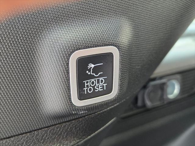 used 2025 Jeep Grand Cherokee car, priced at $45,995