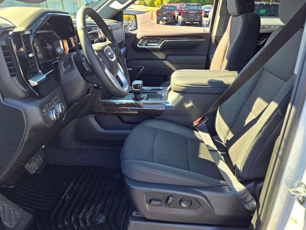 new 2026 GMC Sierra 1500 car, priced at $54,185