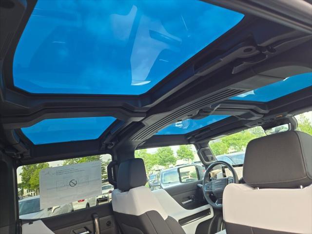 new 2025 GMC HUMMER EV SUV car, priced at $106,265