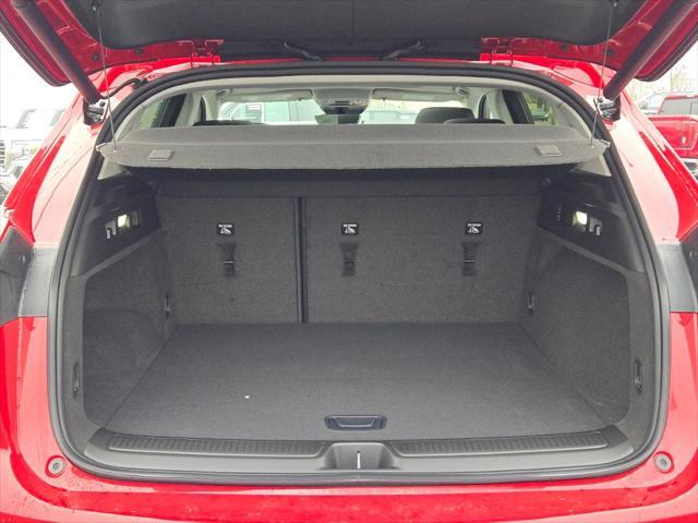 new 2025 Buick Envision car, priced at $44,394