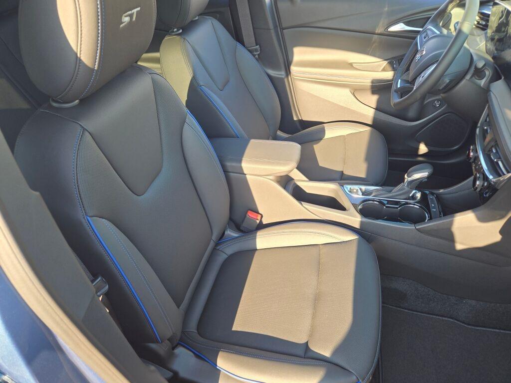 new 2026 Buick Encore GX car, priced at $29,180