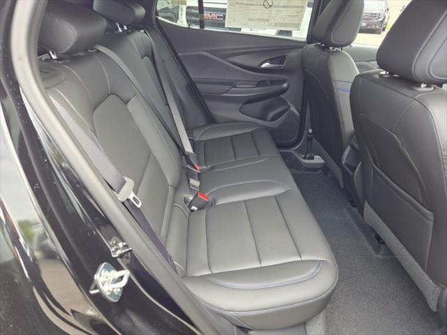 new 2025 Buick Envista car, priced at $28,565