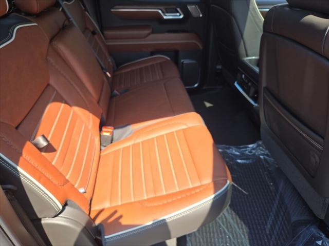 new 2025 GMC Sierra 1500 car, priced at $79,005