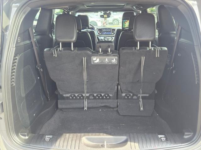 used 2021 Chrysler Pacifica car, priced at $30,748