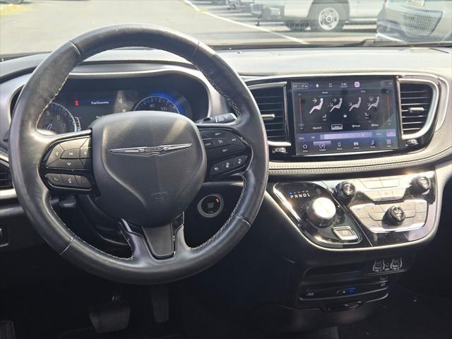 used 2021 Chrysler Pacifica car, priced at $30,748
