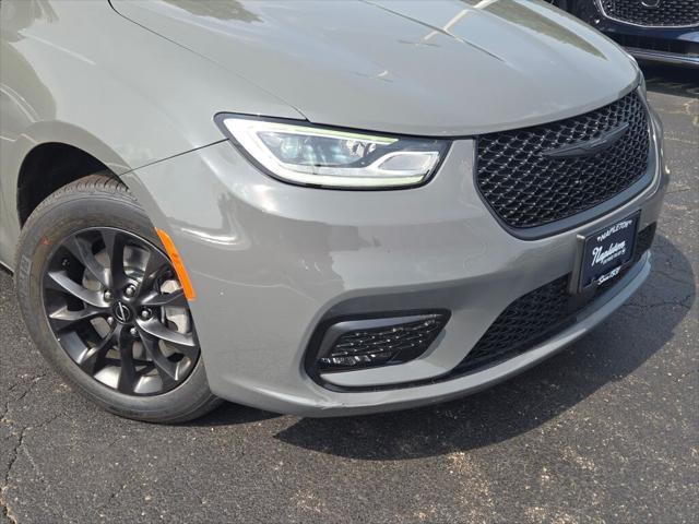 used 2021 Chrysler Pacifica car, priced at $30,748