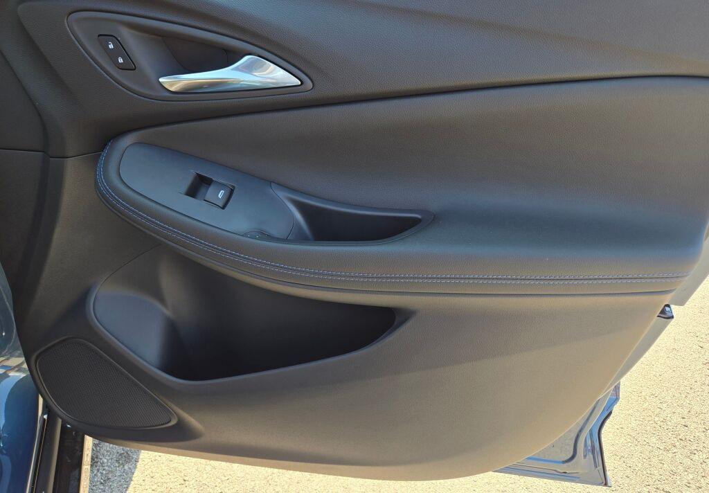 new 2026 Buick Encore GX car, priced at $31,215