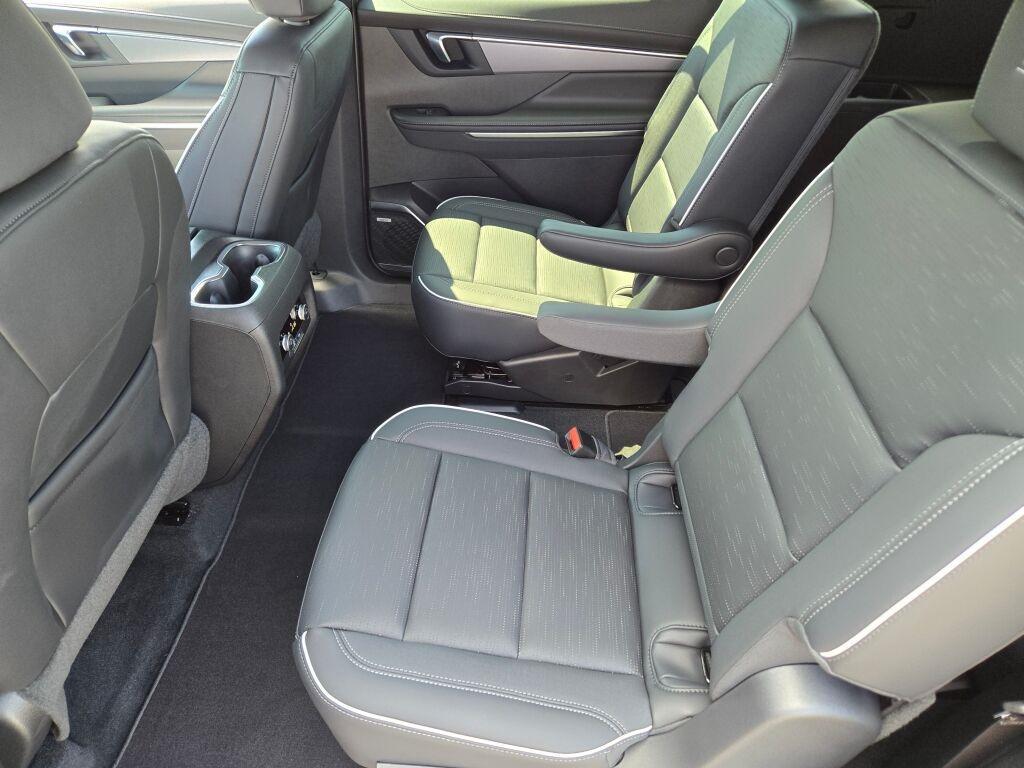 new 2025 Buick Enclave car, priced at $45,090