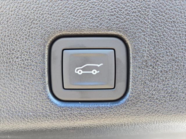 new 2025 Buick Enclave car, priced at $60,425