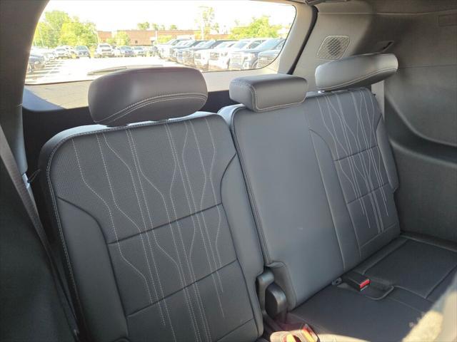 new 2025 Buick Enclave car, priced at $60,425