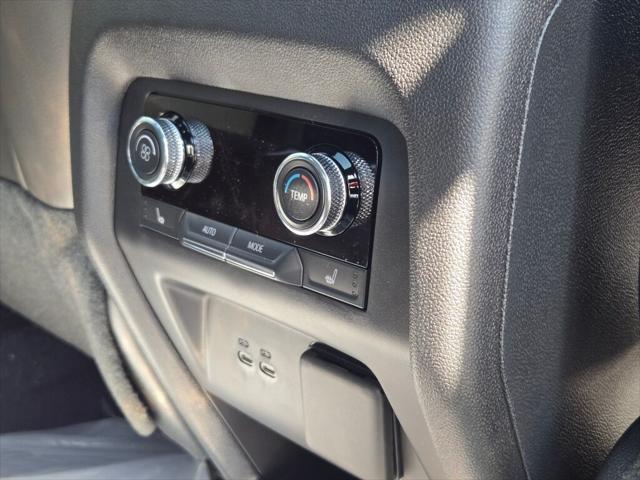 new 2025 Buick Enclave car, priced at $60,425