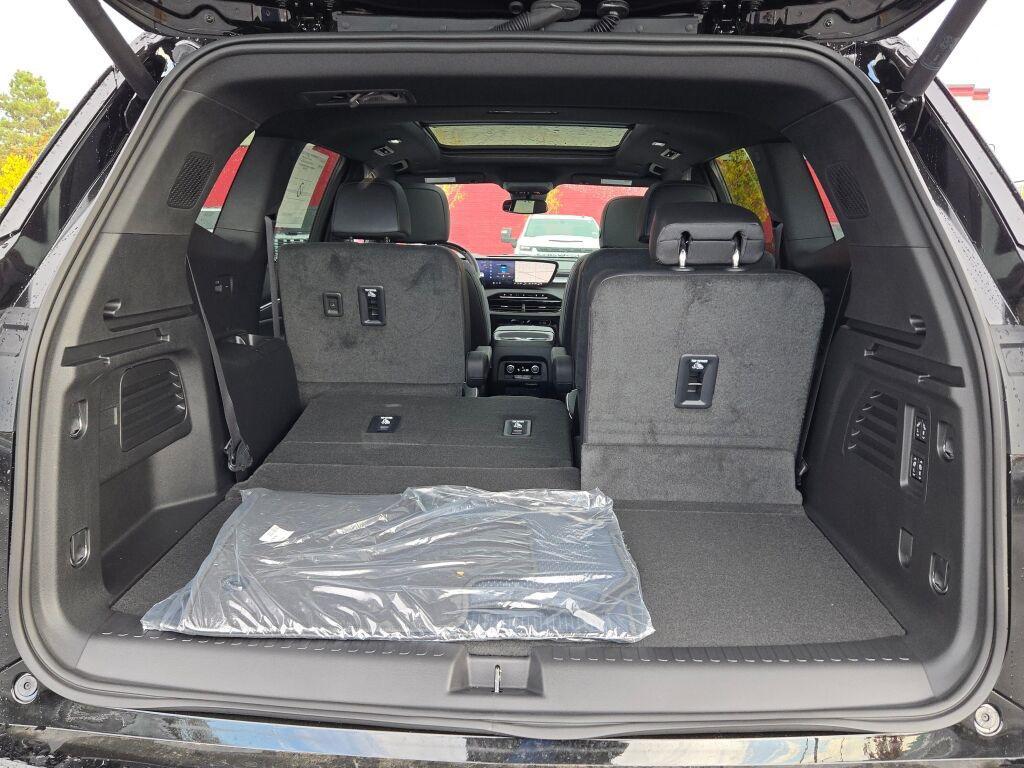 new 2025 Buick Enclave car, priced at $51,680
