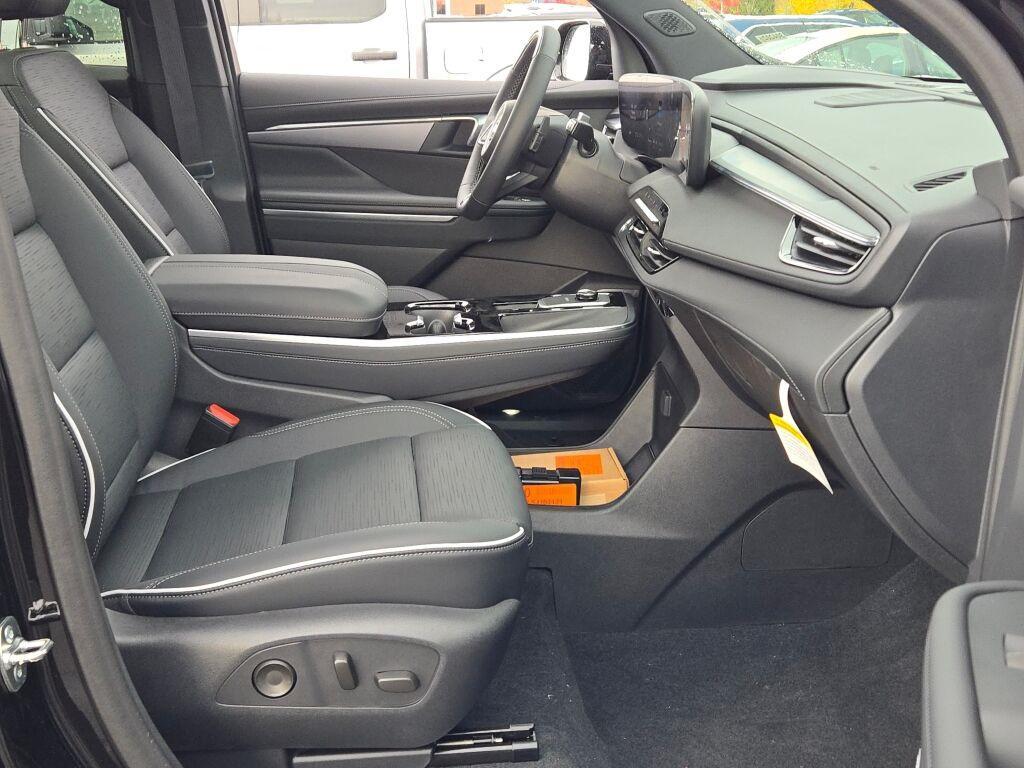 new 2025 Buick Enclave car, priced at $51,680