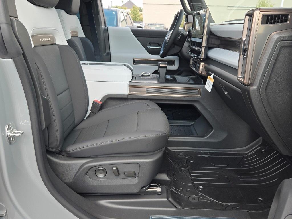 new 2025 GMC HUMMER EV Pickup car, priced at $96,165