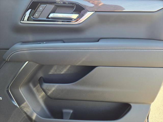 new 2025 GMC Yukon XL car, priced at $76,410