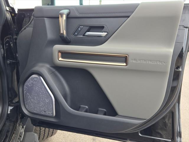 new 2025 GMC HUMMER EV Pickup car, priced at $97,320