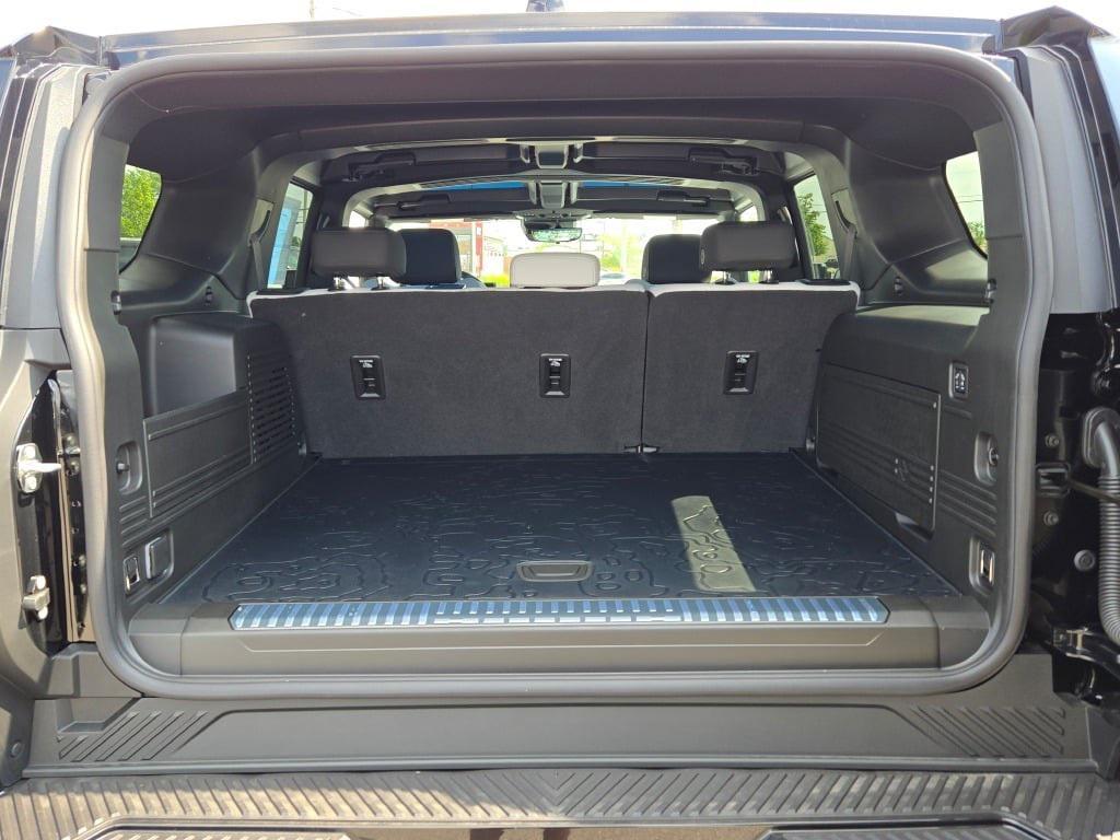 new 2025 GMC HUMMER EV SUV car, priced at $106,135