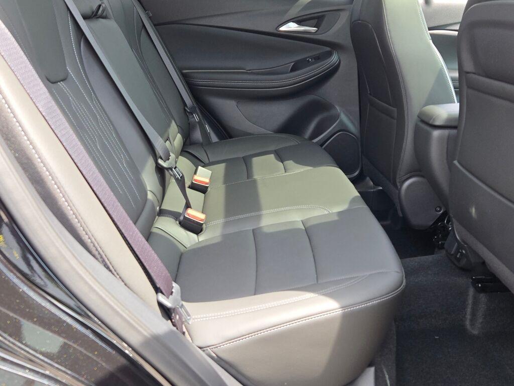 new 2025 Buick Encore GX car, priced at $35,580