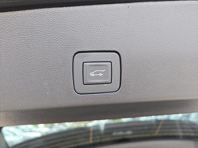 new 2025 Buick Encore GX car, priced at $35,580