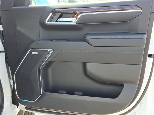new 2025 GMC Sierra 1500 car, priced at $55,235