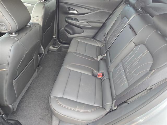 new 2025 Buick Envista car, priced at $29,585