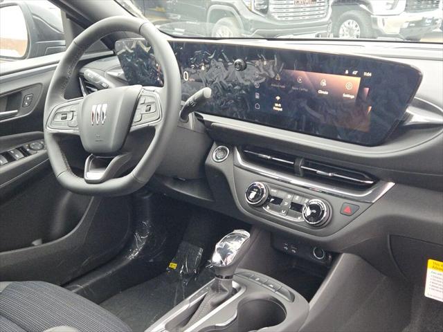 new 2025 Buick Envista car, priced at $26,685